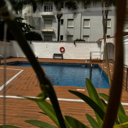 Sunny Carihuela *
