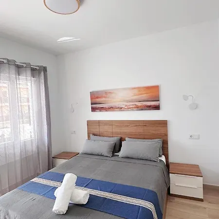 Sunny Carihuela טורמולינוס