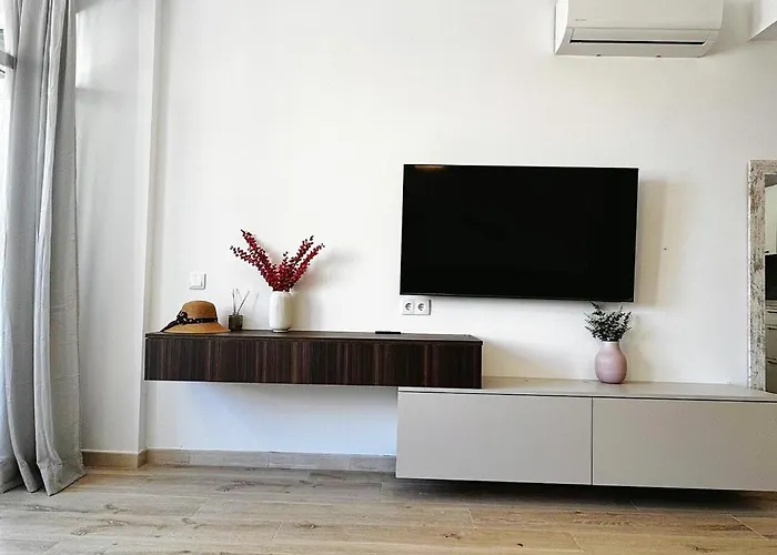 Sunny Carihuela Apartment Torremolinos