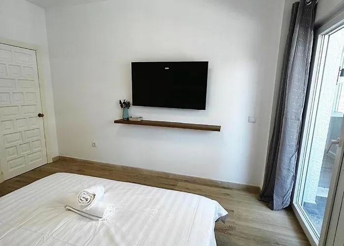 Sunny Carihuela * Torremolinos